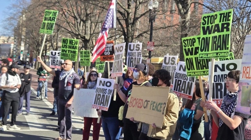 Gần 60% người Mỹ phản đối không kích Iran