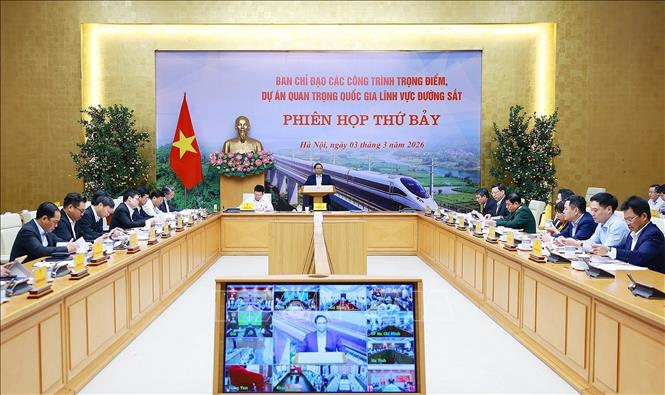 Thủ tướng Phạm Minh Chính: Tiếp tục phát huy tinh thần trách nhiệm, dám nghĩ, dám làm để phát triển hệ thống giao thông đường sắt