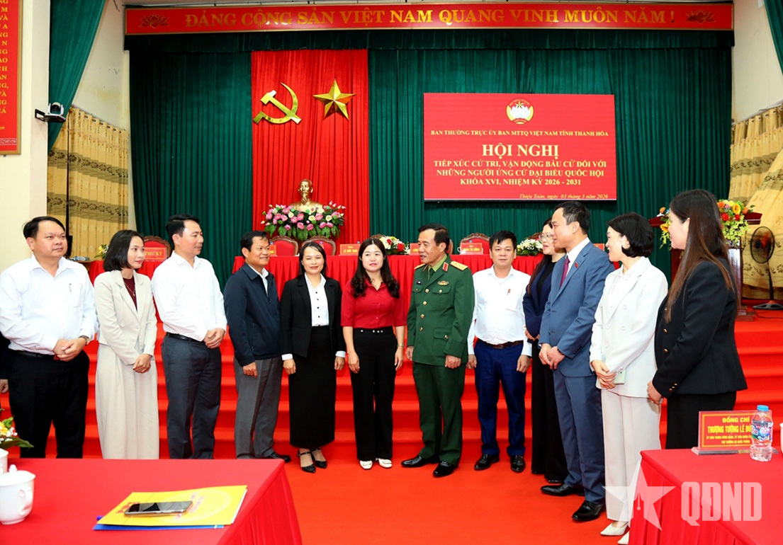 Thượng tướng Lê Đức Thái tham dự Hội nghị tiếp xúc cử tri tại Thanh Hóa