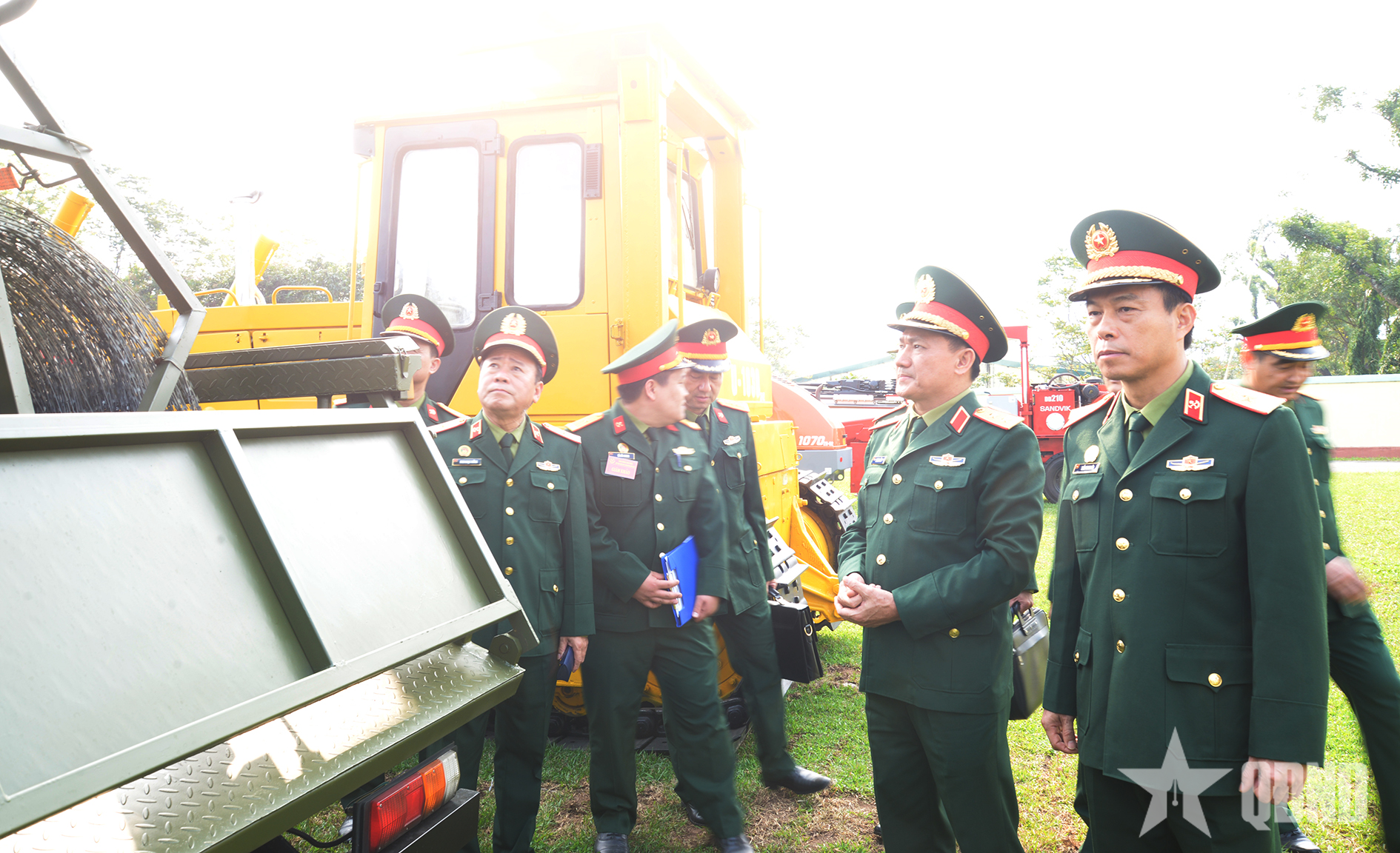 Trung tướng Lê Văn Hướng: Lực lượng Công binh tiếp tục nâng cao chất lượng huấn luyện, làm chủ khoa học công nghệ quân sự hiện đại