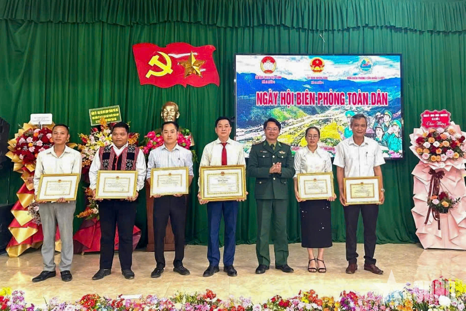 TP Huế: Sôi nổi Ngày hội Biên phòng toàn dân tại các xã biên giới