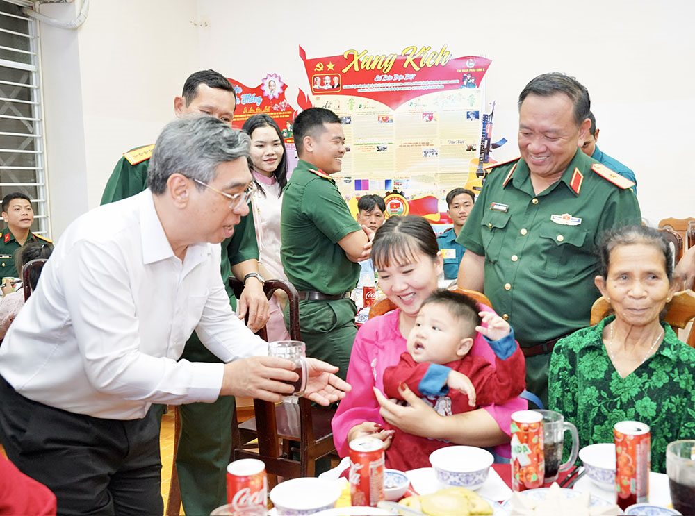 Thống nhất nhận thức, thực hiện hiệu quả phong trào thi đua