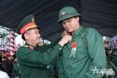 Gallery - 	CẬP NHẬT: Lễ giao nhận quân năm 2026