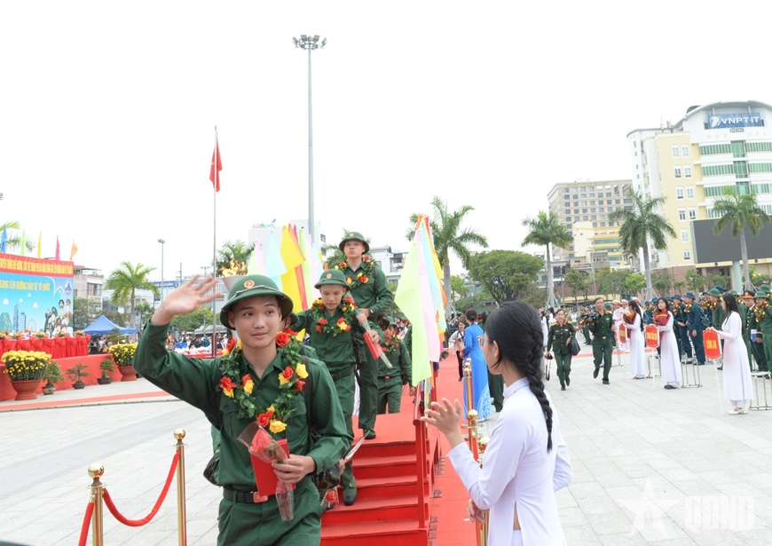 Chăm sóc quá, hóa dở...