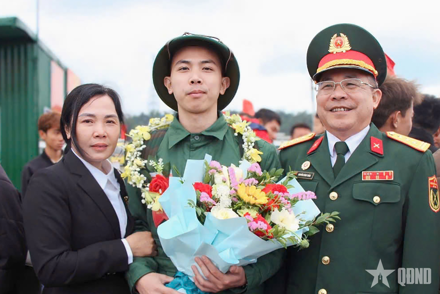 ​Tạm biệt đảo xa, viết tiếp ước mơ quân ngũ

