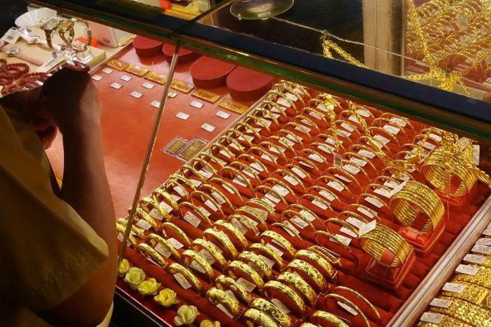 Giá vàng giảm sốc 5 triệu đồng/lượng

