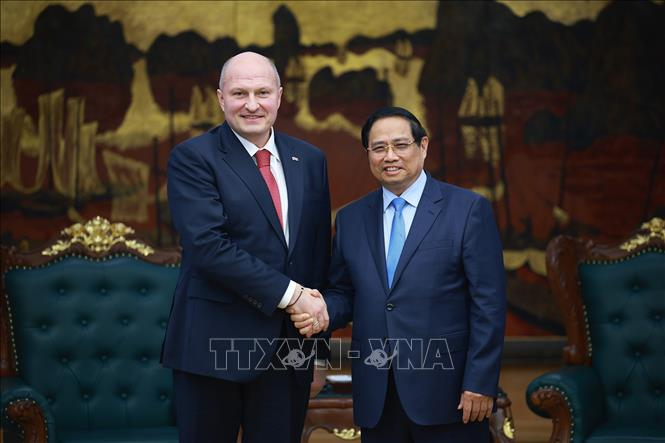 Thủ tướng Phạm Minh Chính tiếp Bộ trưởng Bộ Tình trạng khẩn cấp Liên bang Nga