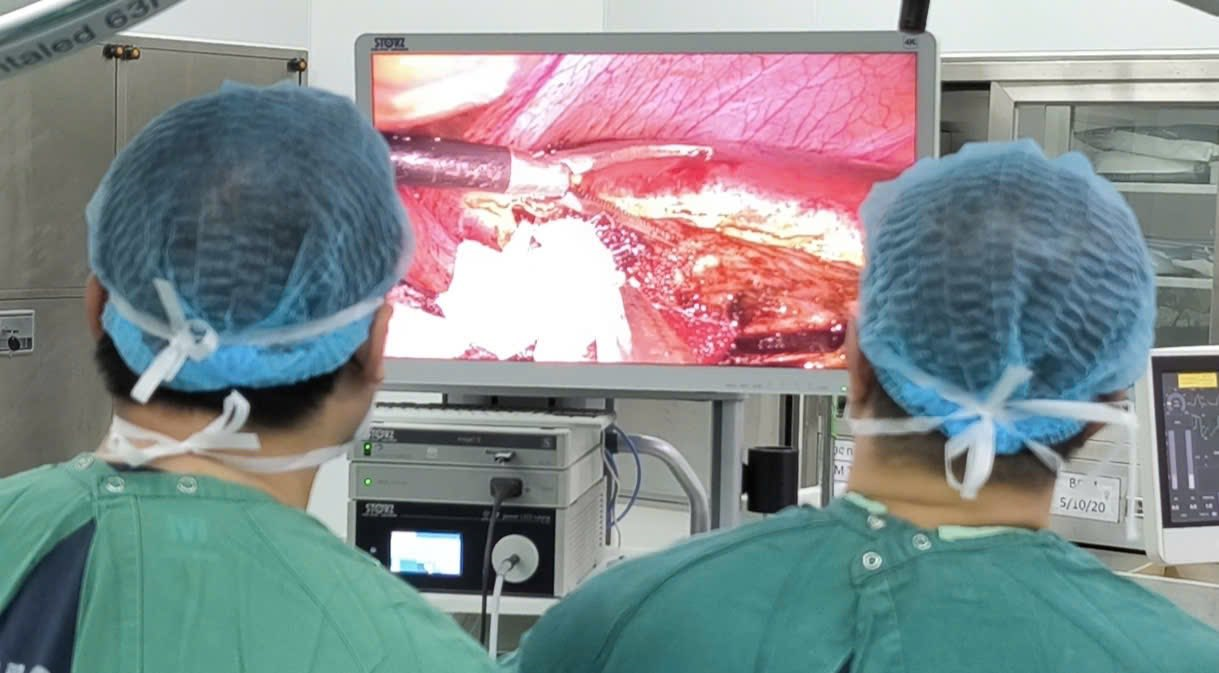 Cấp cứu kịp thời cho bệnh nhân có nang gan “khổng lồ”