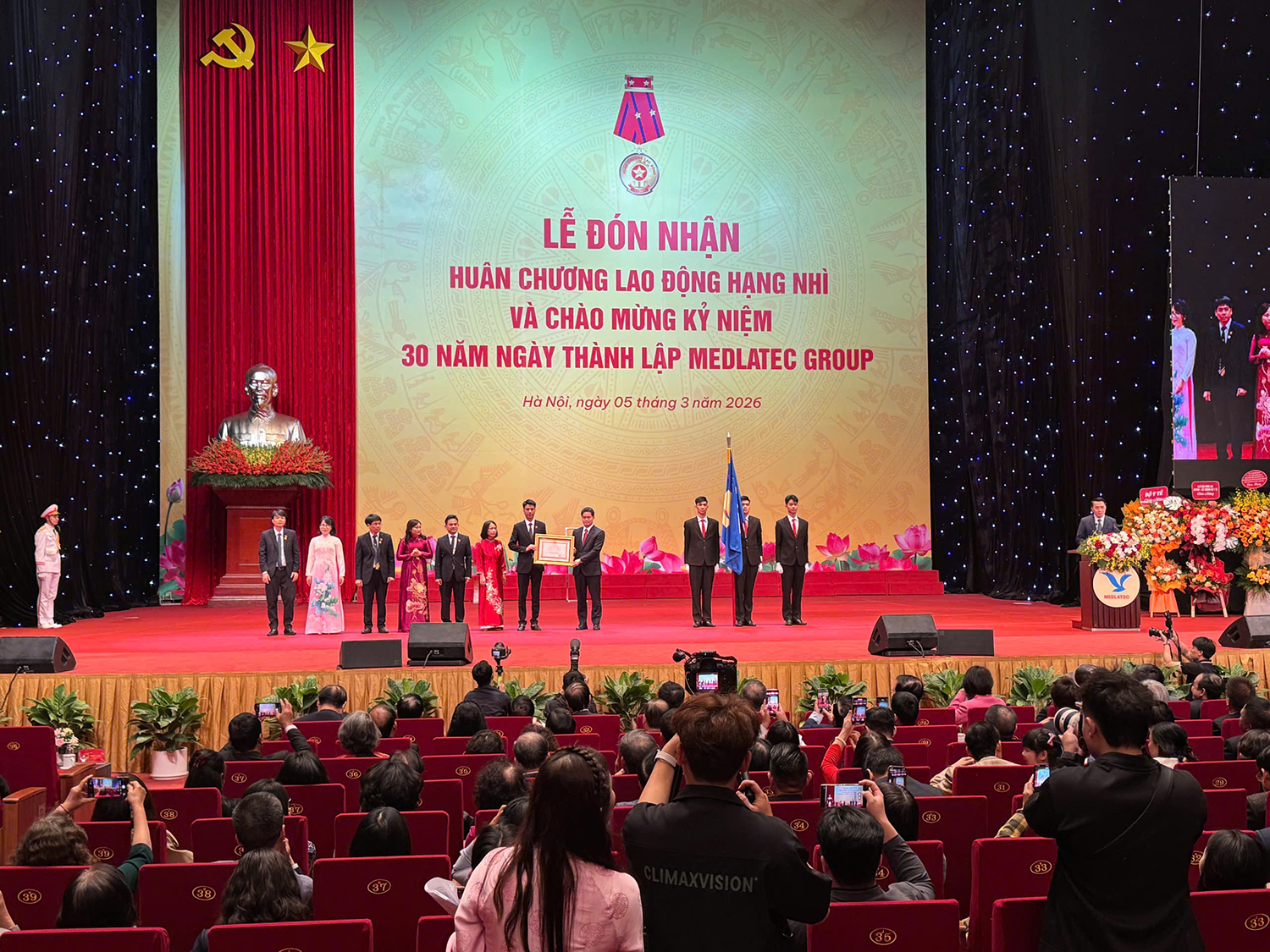 Medlatec tiên phong dịch vụ lấy máu xét nghiệm tại nhà