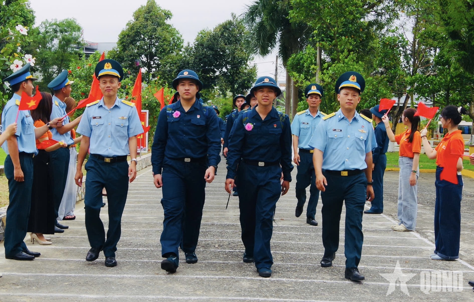 Sư đoàn Phòng không 375 hoàn thành công tác tiếp nhận chiến sĩ mới