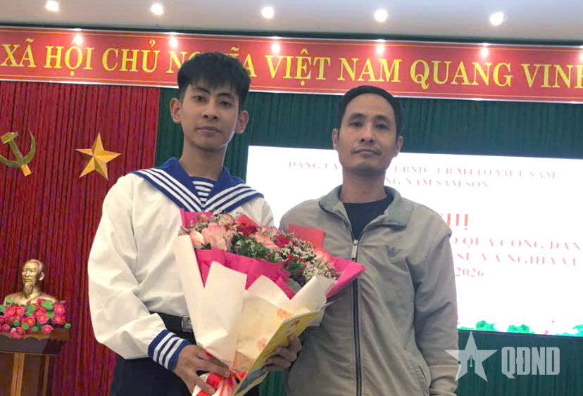 Thanh niên Nguyễn Huy Hiểu gác nỗi buồn riêng để thực hiện nghĩa vụ thiêng liêng với Tổ quốc