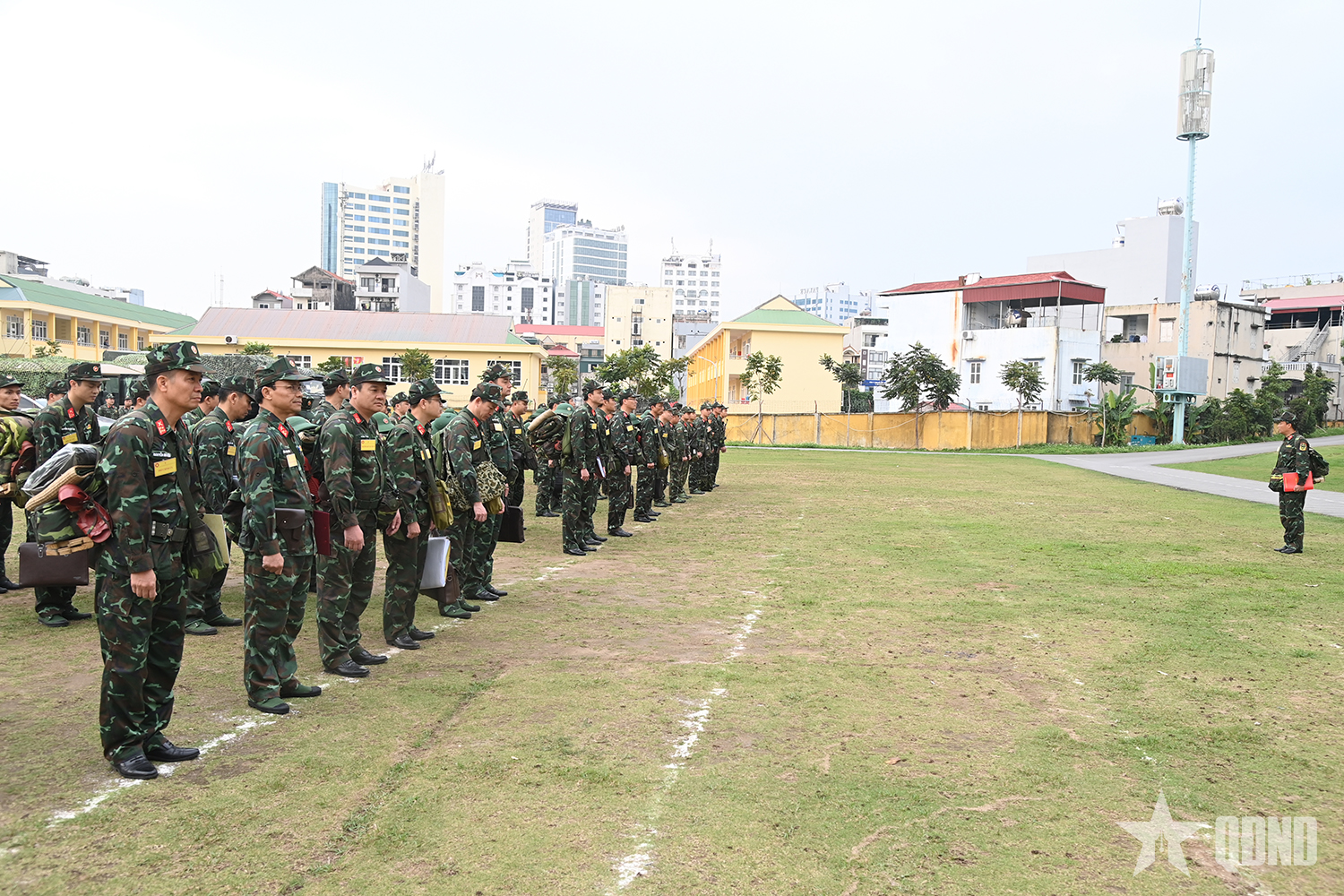 Bộ CHQS tỉnh Quảng Ninh tổ chức luyện tập chuyển trạng thái sẵn sàng chiến đấu

