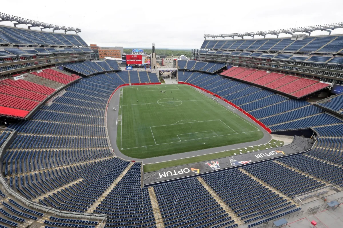 Foxborough đau đầu vì World Cup