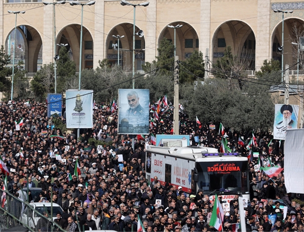 Xung đột Trung Đông tối 6-3 Iran tấn công căn cứ Mỹ bằng UAV, Mỹ hộ tống tàu qua Hormuz