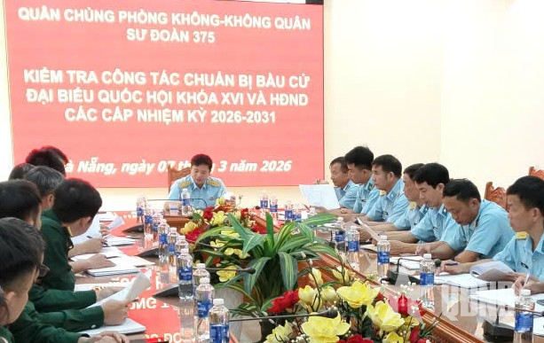 Sư đoàn 375 kiểm tra công tác chuẩn bị bầu cử đại biểu Quốc hội khóa XVI và HĐND các cấp