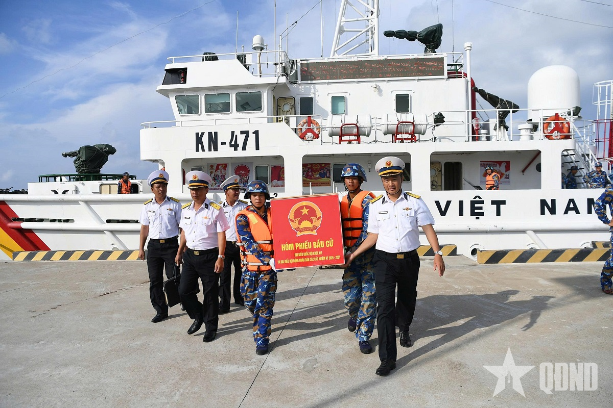 Mỗi lá phiếu, một cột mốc chủ quyền - Bài 1: Những lá phiếu vượt trùng khơi