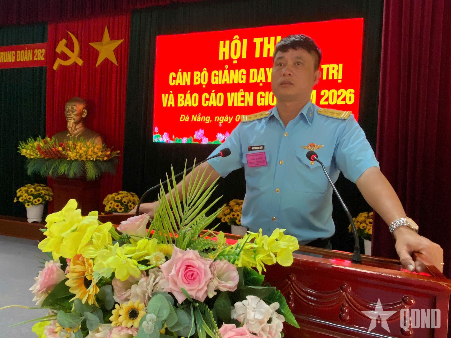 Trung đoàn Tên lửa 282 đánh giá thực chất trình độ, năng lực đội ngũ cán bộ chính trị