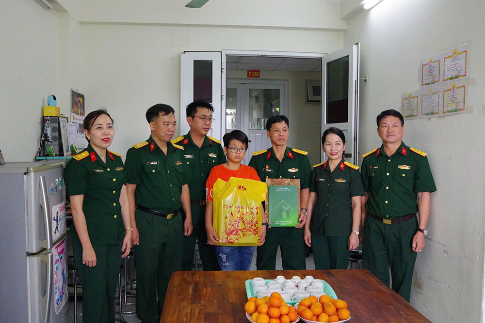 Chăm lo những mầm xanh