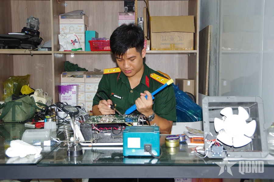 Người kỹ sư trẻ giữ “nhịp đập” cho những cỗ máy y khoa