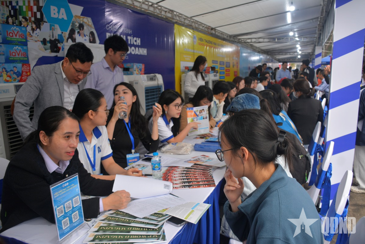 Thí sinh cần nghiên cứu kỹ để có lựa chọn phù hợp 