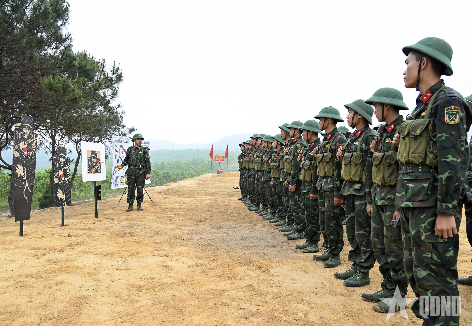 Khi thao trường vào xuân