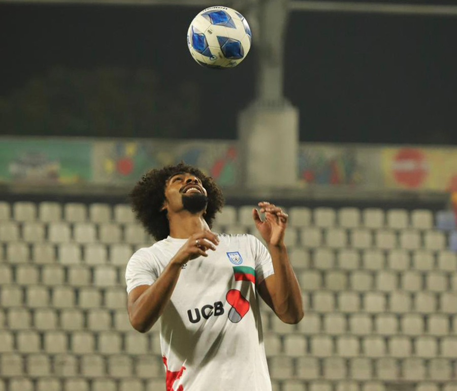 Đội tuyển Việt Nam đấu với cựu tiền vệ của Ngoại hạng Anh    