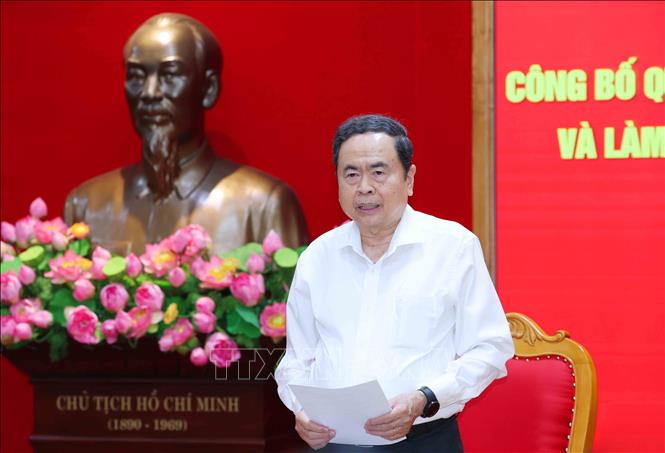 Công bố quyết định kiểm tra, giám sát của Bộ Chính trị, Ban Bí thư đối với Ban Thường vụ Đảng ủy các cơ quan Đảng Trung ương

