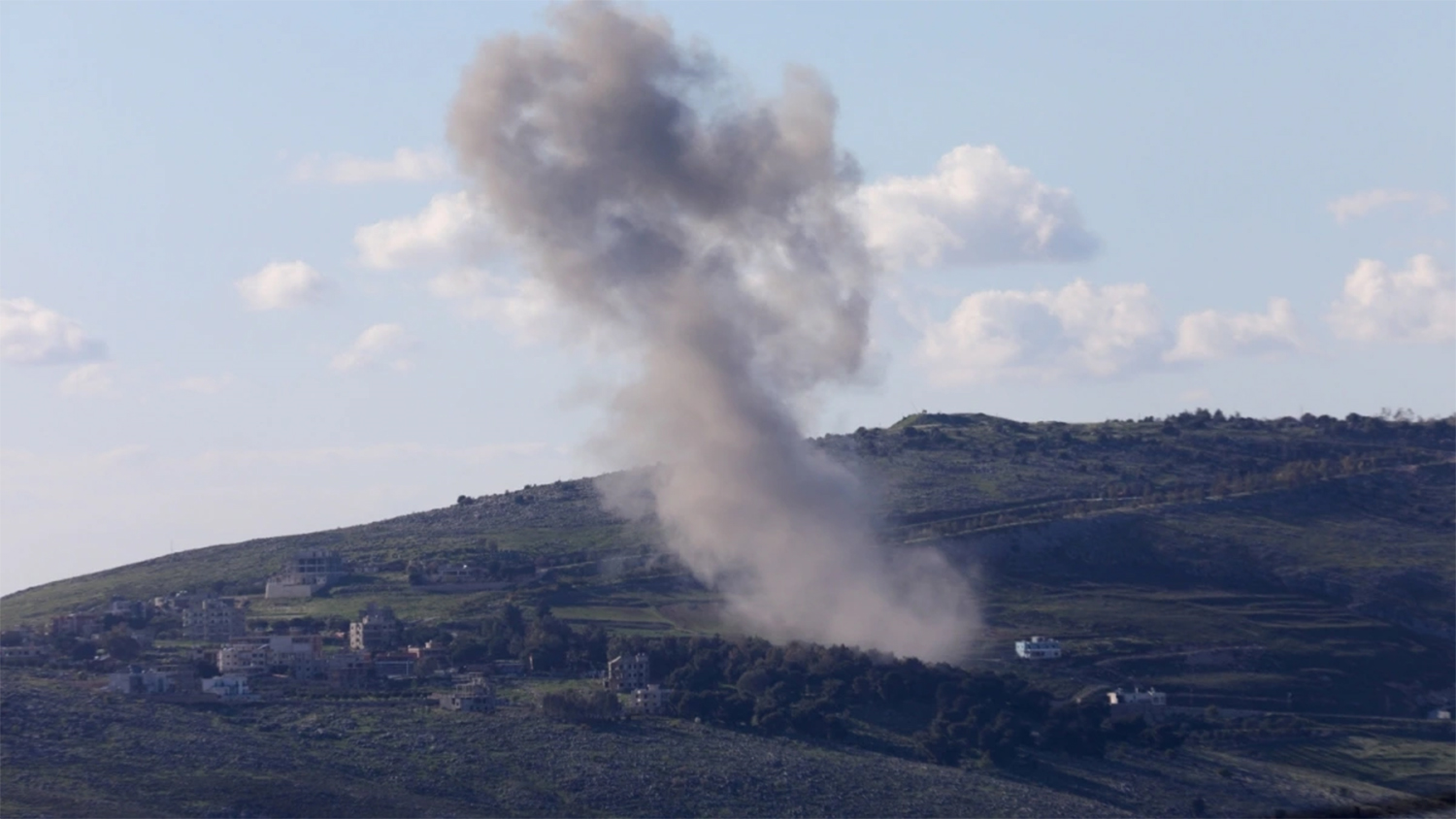 Xung đột tại Trung Đông: Israel không kích cơ sở tài chính liên quan Hezbollah tại Lebanon