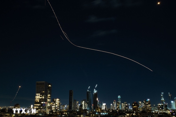 Israel Các trường học tiếp tục đóng cửa, hạn chế tụ tập duy trì đến cuối tuần