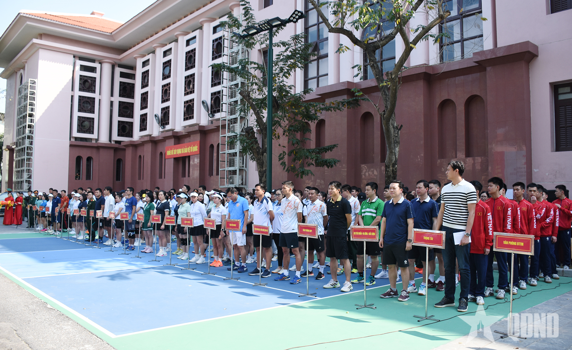 Bộ Tổng Tham mưu khai mạc giải pickleball chào mừng bầu cử đại biểu Quốc hội khóa XVI

