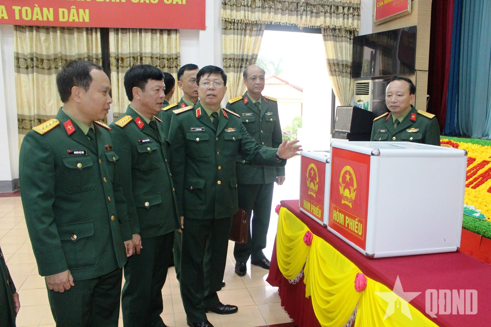 LLVT Quân khu 4 chuẩn bị sẵn sàng cho ngày hội non sông

