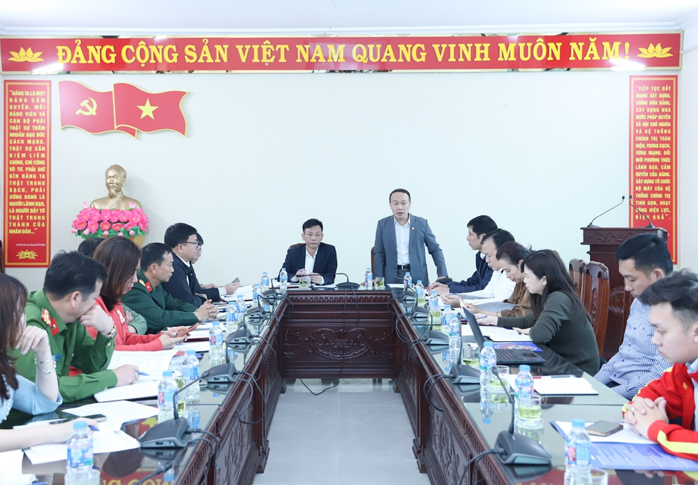 Đội tuyển Việt Nam đấu Malaysia tại sân vận động Thiên Trường

