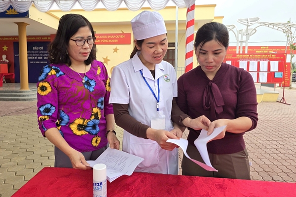 Xã đảo Minh Châu (Hà Nội) bảo đảm công tác y tế cho ngày bầu cử