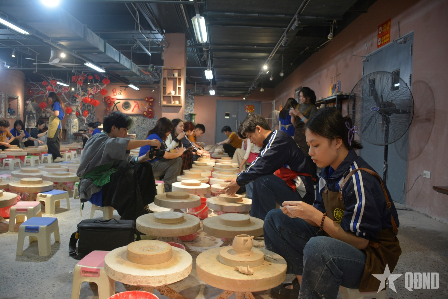 Góp ý đưa Bát Tràng thành sản phẩm làng nghề hấp dẫn