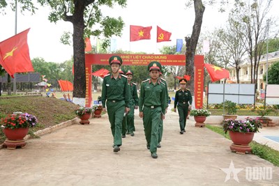 View - 	Rộn ràng ngày hội bầu cử tại Tiểu đoàn 303