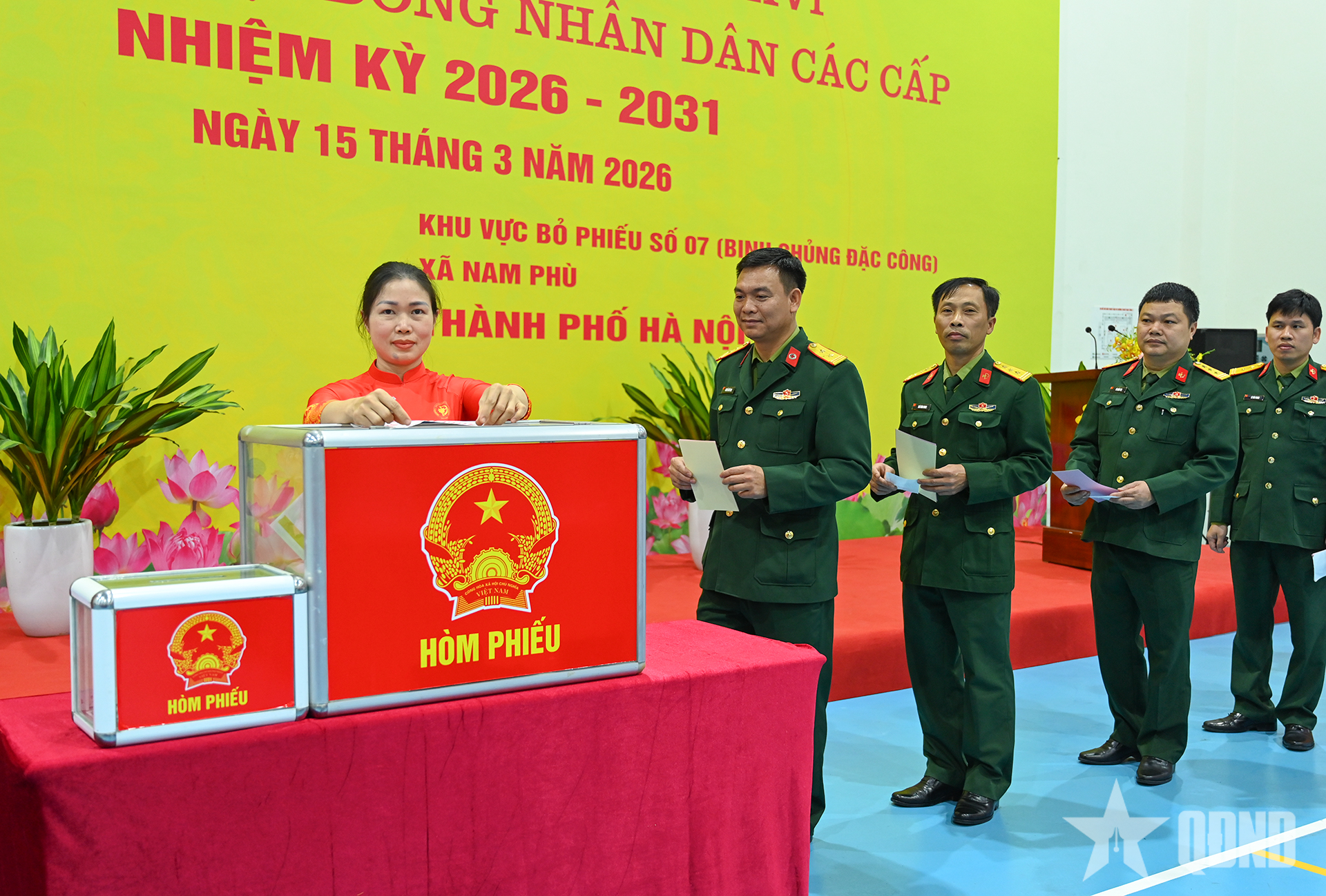 Cử tri khối cơ quan Bộ tư lệnh Binh chủng Đặc công hòa cùng ngày hội non sông