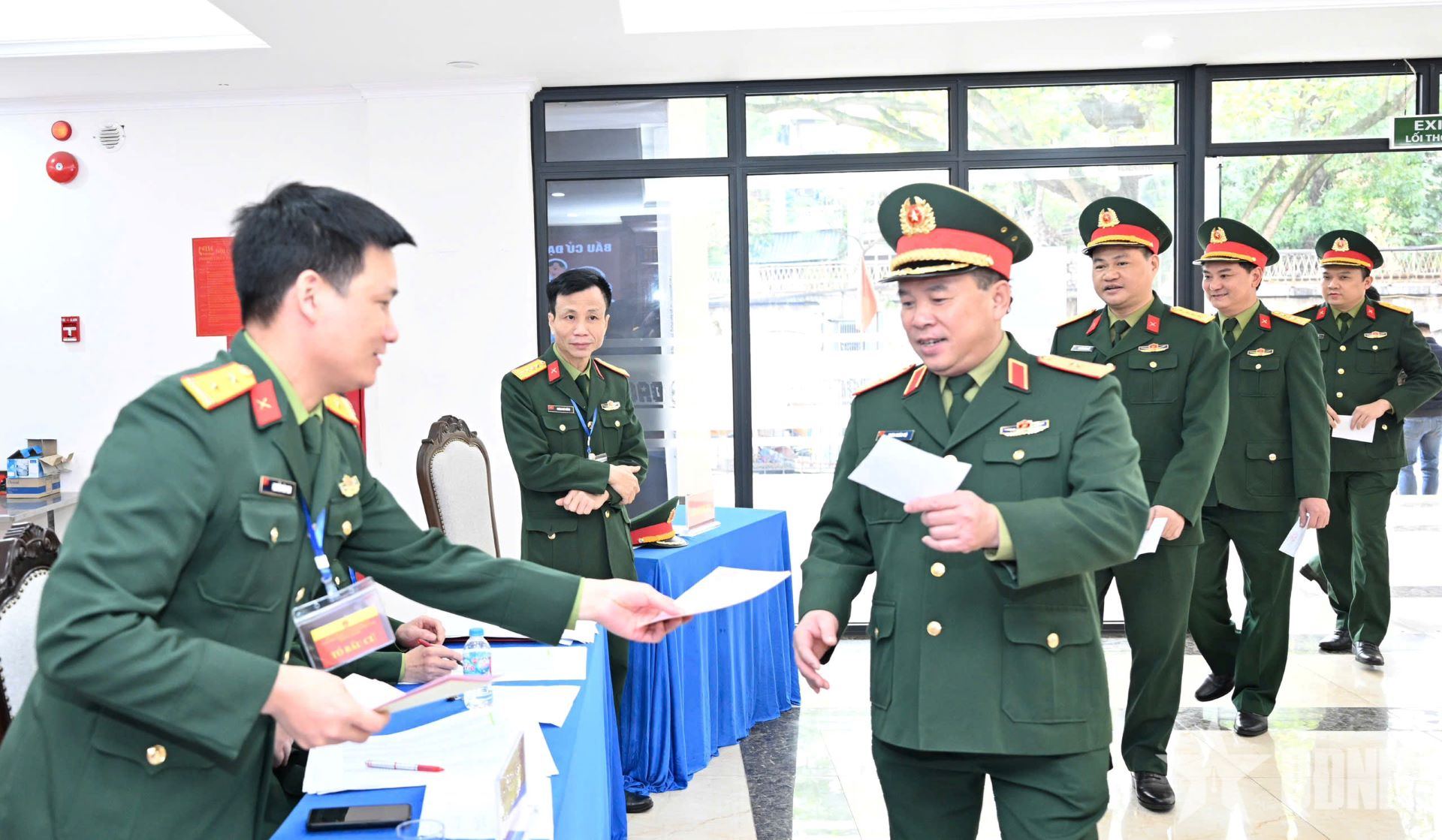 100% cử tri cơ quan Tổng cục Chính trị tham gia bỏ phiếu