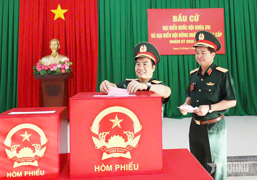 Trường Sĩ quan Lục quân 2 và Bộ tư lệnh Vùng Cảnh sát biển 3 hoàn thành tốt nhiệm vụ bầu cử