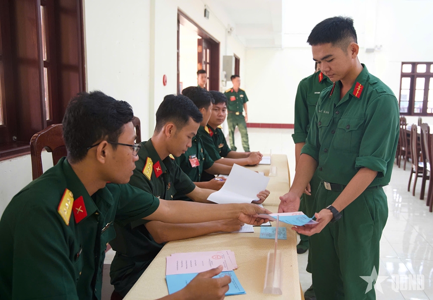 Gần 79 triệu cử tri cả nước đi bầu cử