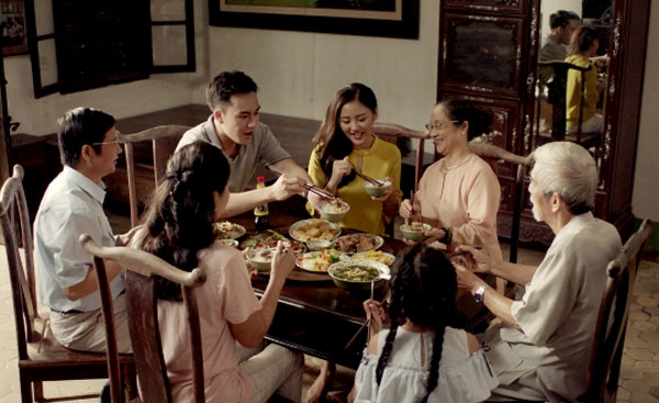 Tổ chức cuộc thi viết “Bữa cơm gia đình ấm áp yêu thương”