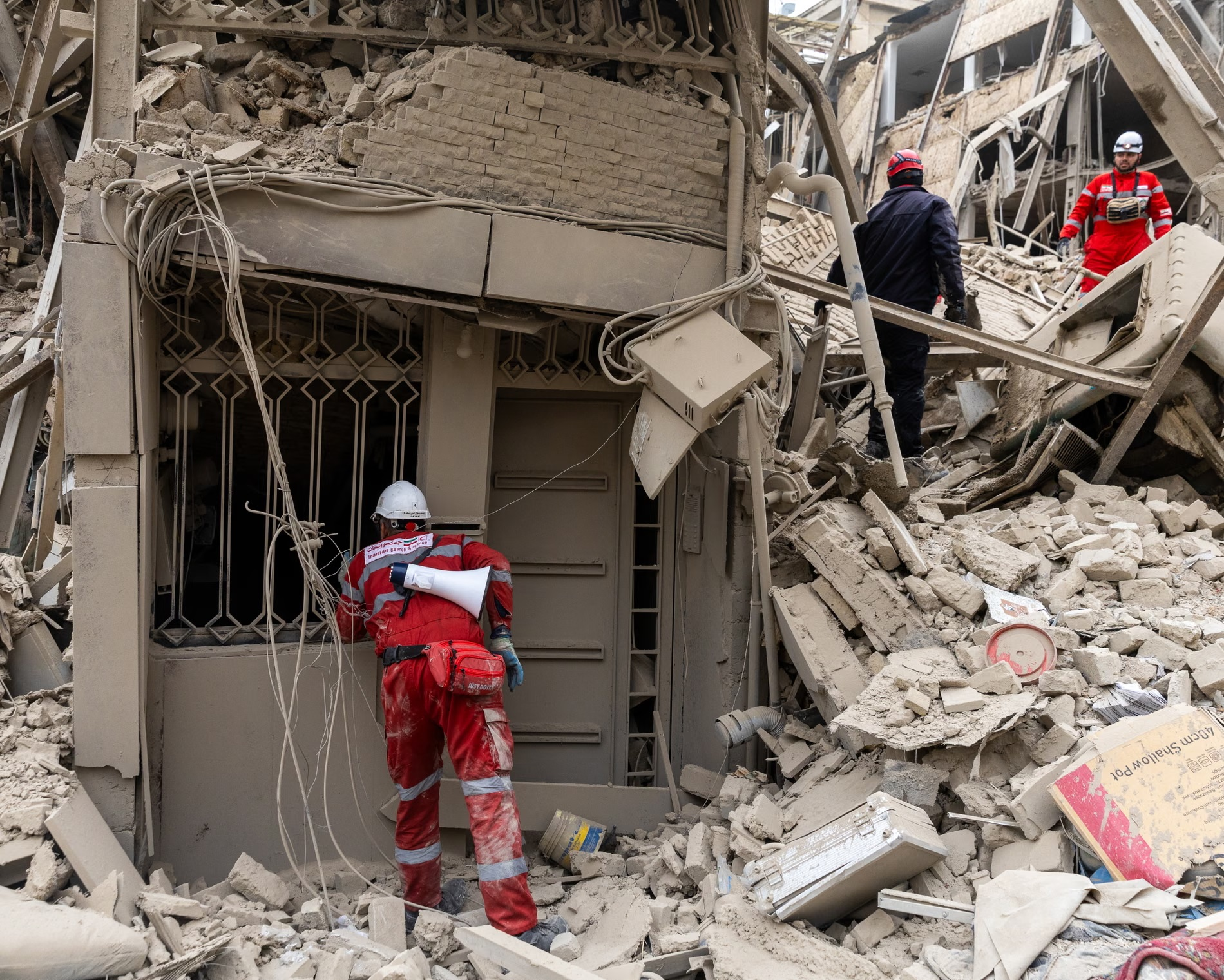 Xung đột Trung Đông ngày 17-3: Các nước khẩn trương ứng phó khi giá xăng dầu tăng vọt 