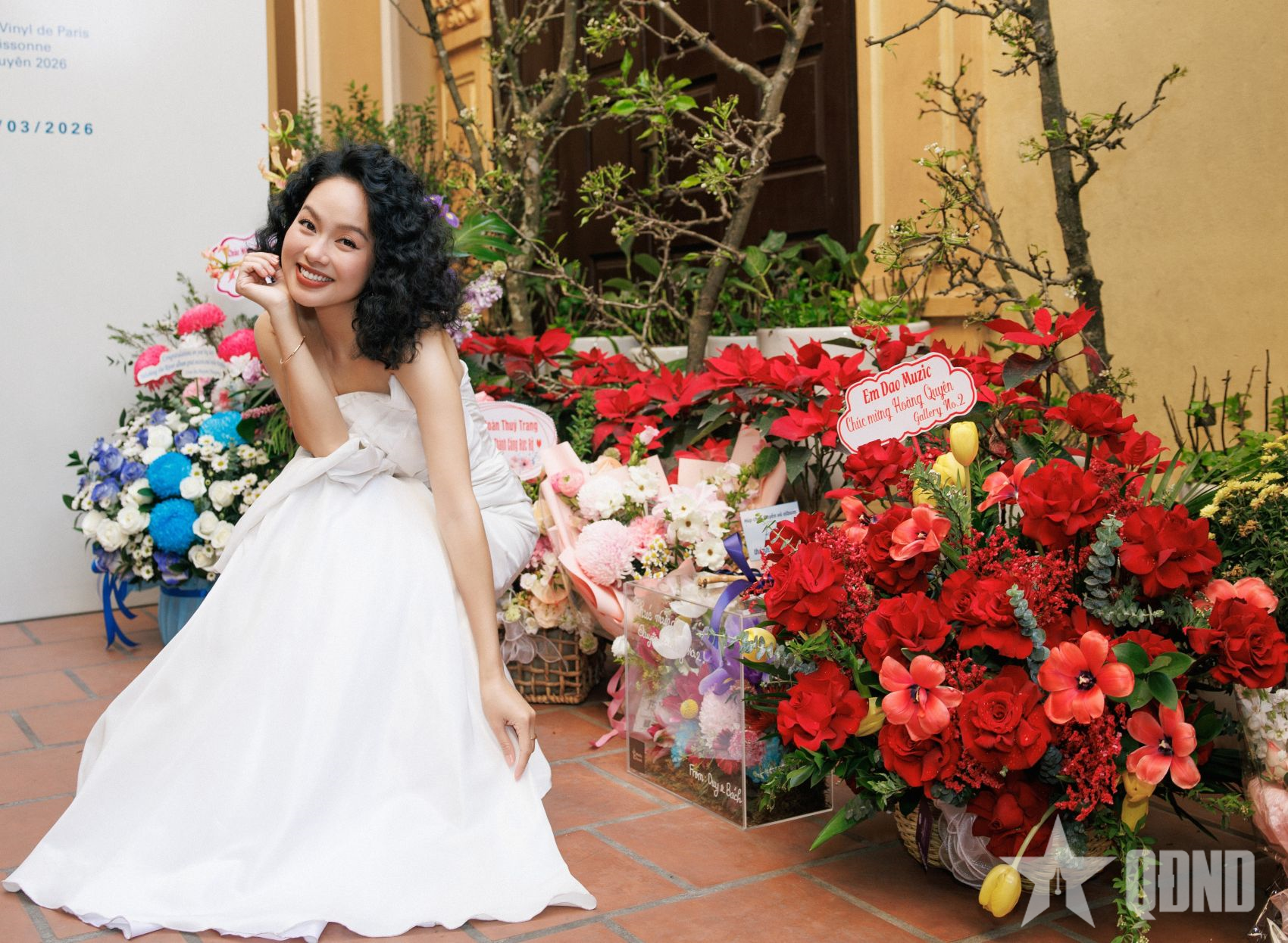 Ca sĩ Hoàng Quyên: Tôi hát như lần đầu nghe thấy tiếng mẹ