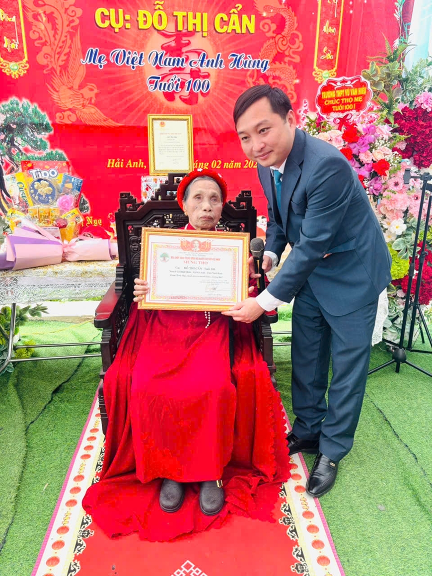 Xã Hải Anh tự hào có mẹ Cẩn "bách niên"