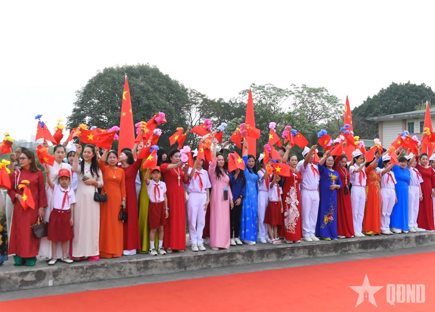 Đại tướng Phan Văn Giang chủ trì lễ đón Bộ trưởng Bộ Quốc phòng Trung Quốc Đổng Quân