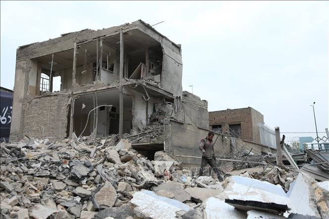 Iran tuyên bố muốn chấm dứt chiến tranh “hoàn toàn và vĩnh viễn”

