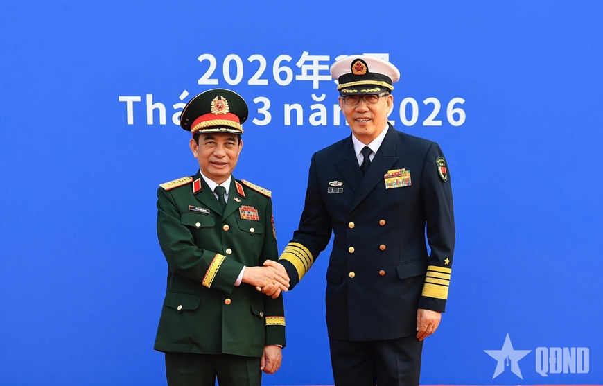 Thượng tướng Đổng Qu&acirc;n chủ tr&igrave; Lễ đ&oacute;n Đại tướng Phan Văn Giang v&agrave; Đo&agrave;n đại biểu Việt Nam sang Trung Quốc dự giao lưu