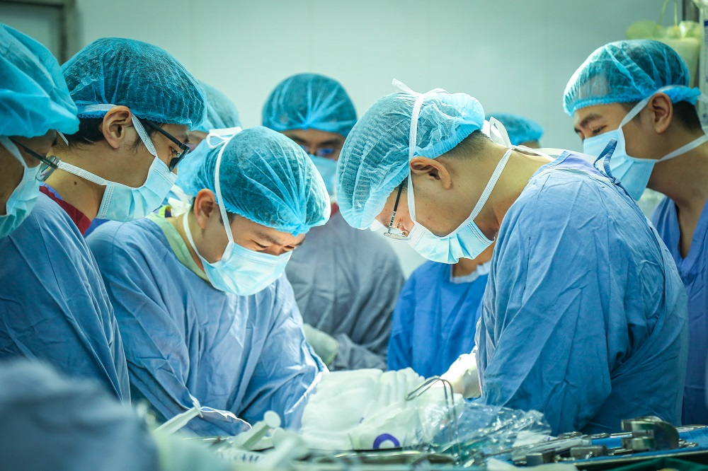 Kỳ tích ở châu Á: Ghép đồng thời tim và gan hiệu ứng Domino, cứu nhiều người cùng lúc
