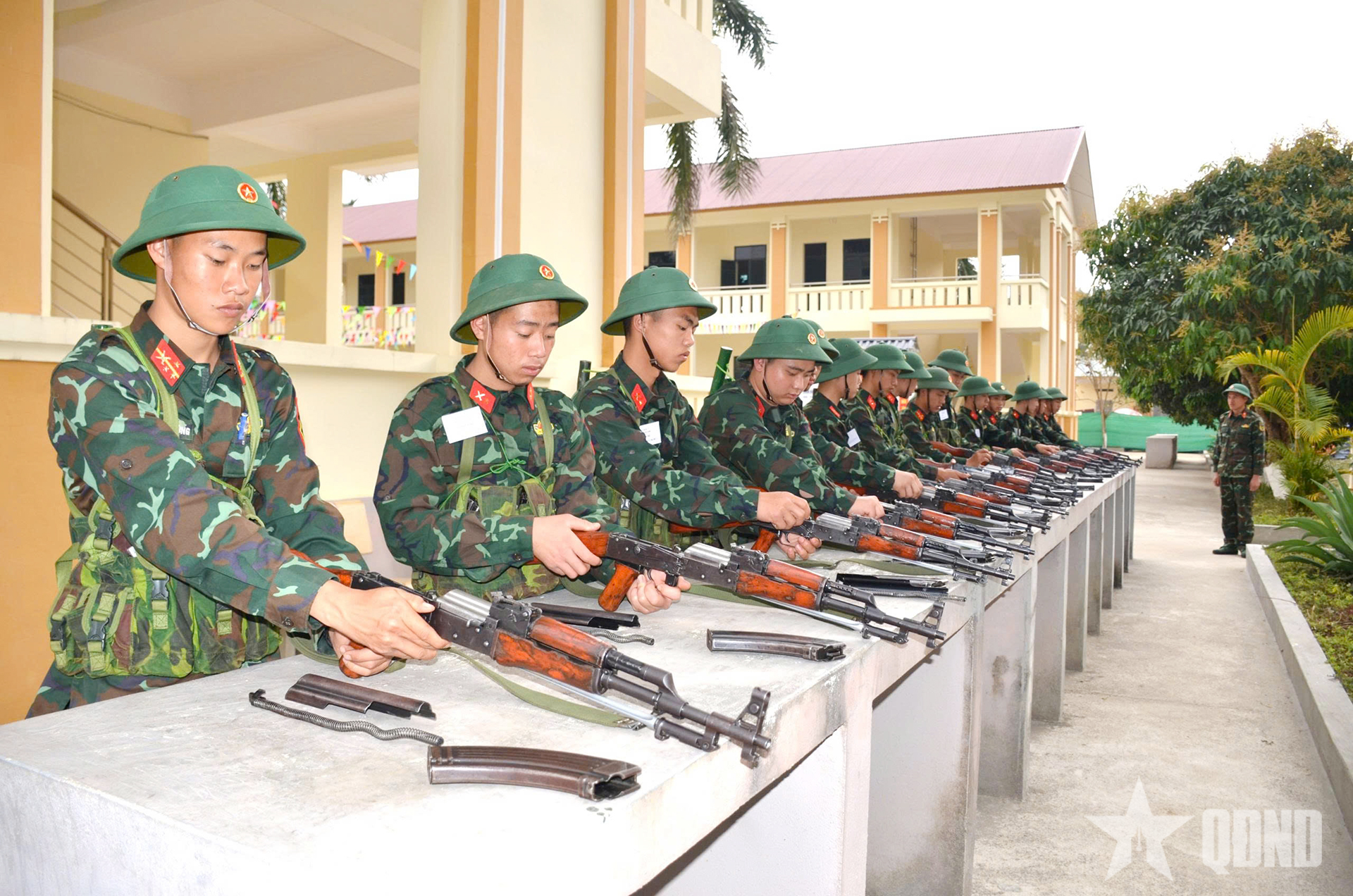 Nâng cao chất lượng công tác chỉ đạo, hướng dẫn huấn luyện chiến sĩ mới toàn quân năm 2026

