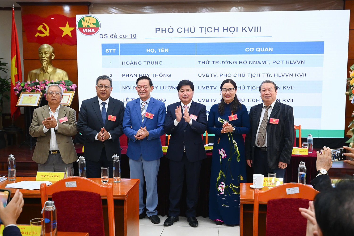 Ông Lê Quốc Doanh tiếp tục giữ chức Chủ tịch Hội Làm vườn Việt Nam khóa VIII