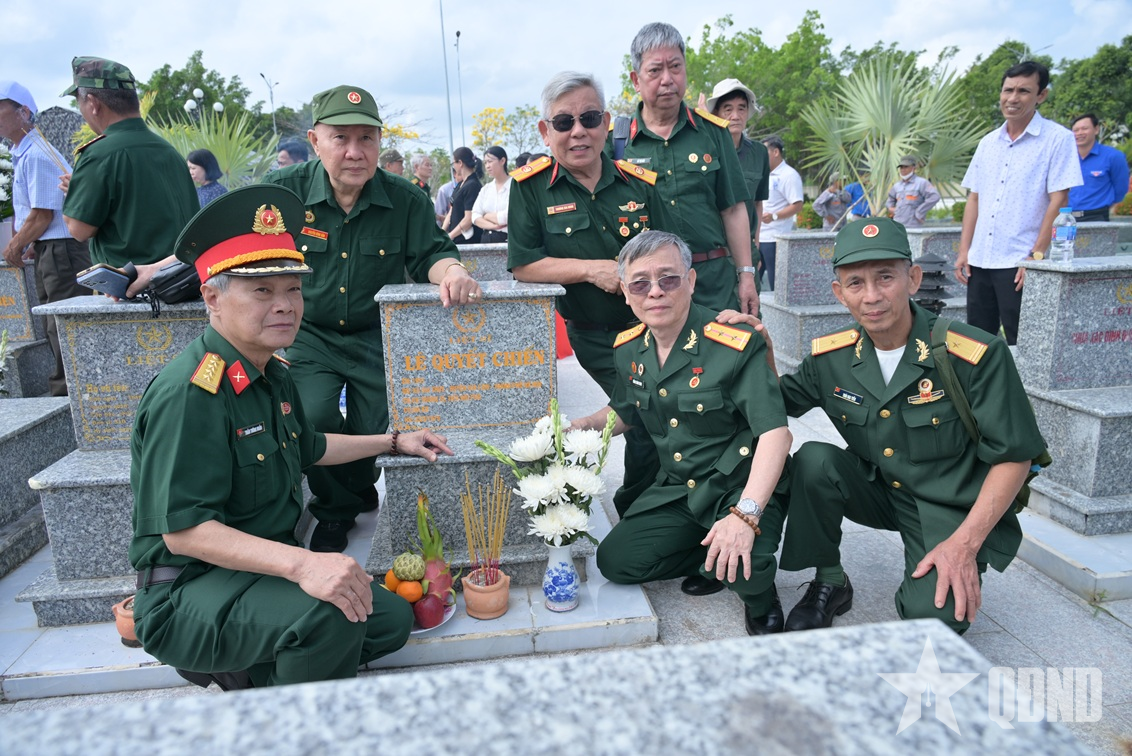 Vĩnh Long: Công bố kết quả xác định danh tính 4 hài cốt liệt sĩ